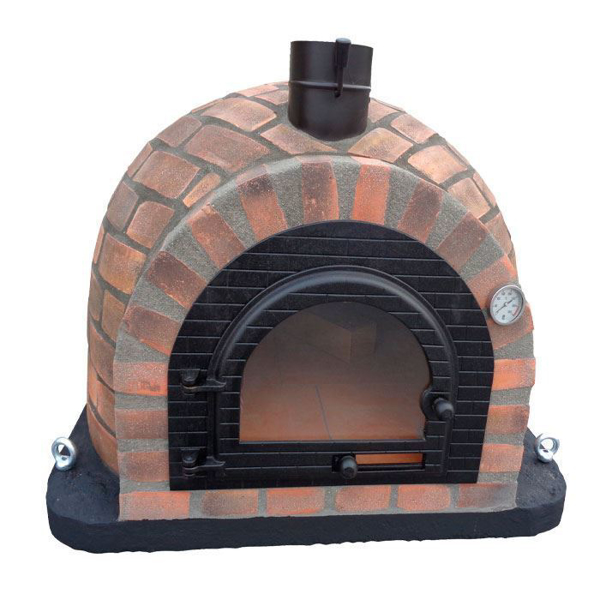 Picture of Outdoor pizza oven red refractory bricks